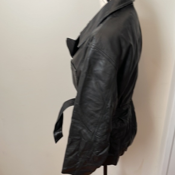 Vintage Belted Leather Jacket - Picture 11 of 16